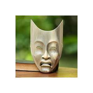 Todas las emociones nos dan una lección, unas de como si y otras de como no hacer las cosas. Solo siente y aprende.