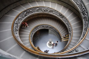 Darse cuenta de que estamos girando sobre un mismo punto requiere de poner la atención a lo que hacemos ... a diario.