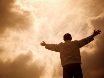 Dejar de querer que las cosas sean como "pensamos" son mejores, es dejar que maneje el que sabe que es lo mejor, Dios mismo.