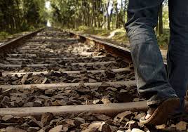 El camino hacia el futuro está lleno de incertidumbre. La mejor manera de sortearla es, viviendo en el presente.