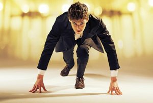 Debemos estar listos pues no sabemos cuando recibiremos el impulso para avanzar. 