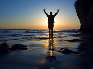 Antes de nacer, ya eras un(a) GANADOR(a). El único espermatozoide entre millones que logró penetrar el óvulo y eso está en tu memoria, solo recuerda. 