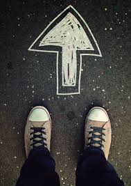 Luego de una breve mirada por el retrovisor, el próximo paso es, irremediablemente, hacia adelante.