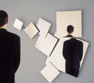 Mirarse con honestidad, se saca de la molestia y te lleva al aprendizaje.