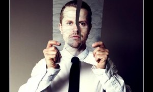 Irrespetar las normas y transguedir nuestros valores fracturan nuestra integridad.