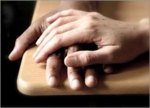 Siempre es mas fácil atender la necesidad de defendernos que la de entender.