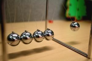 Un cuerpo en reposo tiende a manterse en ese estado.