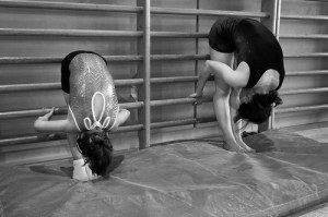 Al igual que un atleta modifica su cuerpo para merecer una medalla, nosotros debemos transformar nuestra actitud para merecer lo que deseamos.